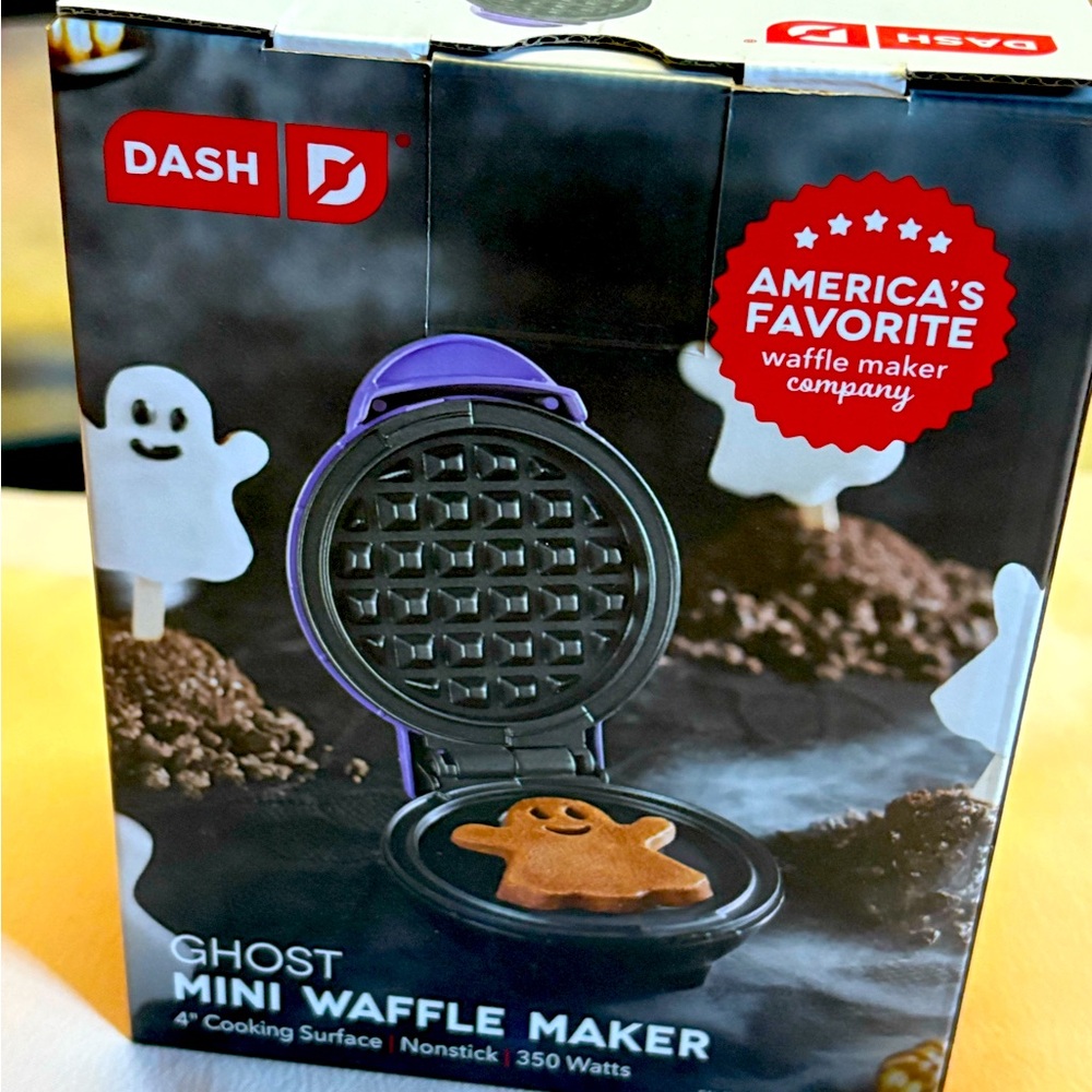 Ghost Mini Waffle Maker